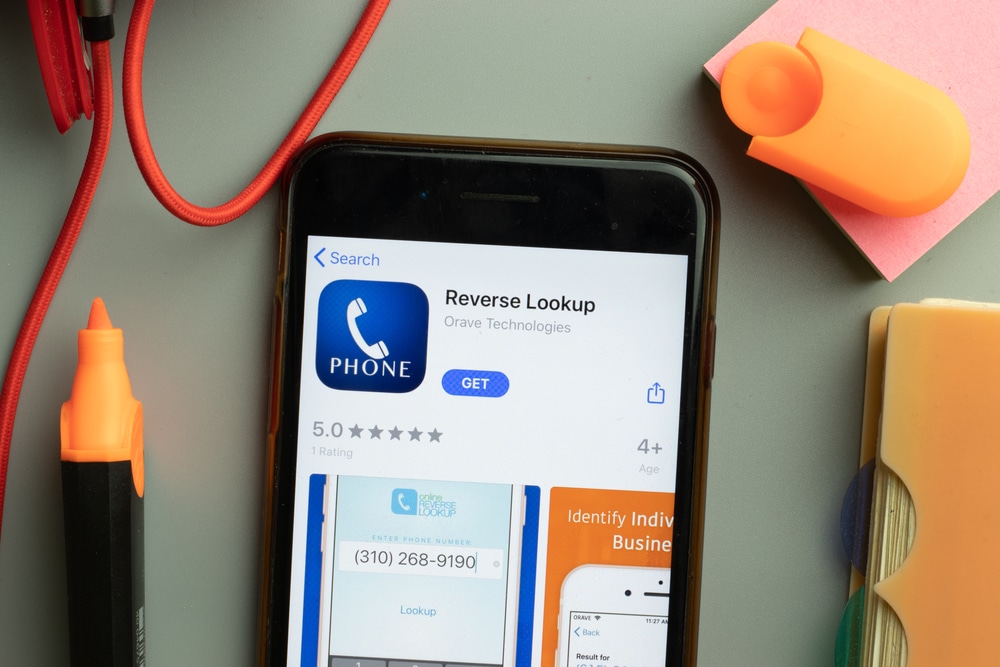 reverse lookup app on a smartphone